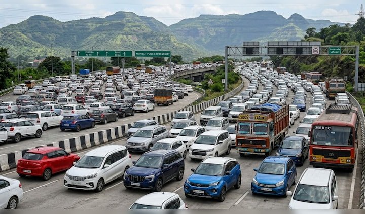 मुंबई–पुणे एक्सप्रेसवेवरील ‘मिसिंग लिंक’ सुरू; भविष्यात 10-लेन विस्ताराची तयारी